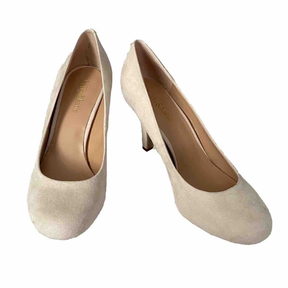 Kelly & Katie Isabel Round Toe Pumps 4” Heels - 9W - Sand Microsuede